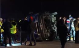 Ankara’da Feci Kaza: Minibüs ve Otomobil Çarpıştı, 2 Ölü, 12 Yaralı