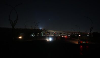 Bağdat’ta Şiddetli Patlamalar: ABD Üsleri ve Diplomatik Ofis Hedefte Mi?