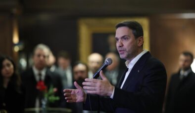 Bakan Bayraktar’dan Kanada Ziyareti: Türkiye-Kanada İşbirliğinde Yeni Bir Dönem