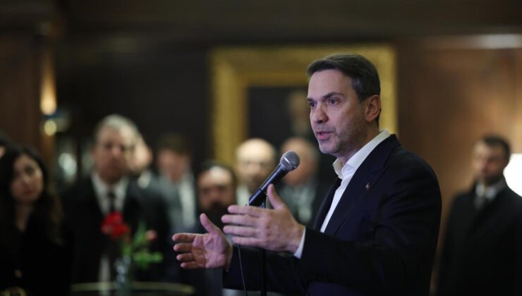 Bakan Bayraktar’dan Kanada Ziyareti: Türkiye-Kanada İşbirliğinde Yeni Bir Dönem