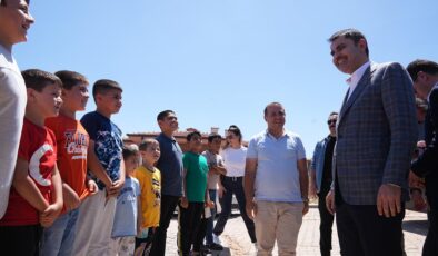 Depremzede Zey Köyü’nde Hayaller Gerçek Oldu: Halı Saha Coşkusu ve Milli Takım Heyecanı Bir Arada