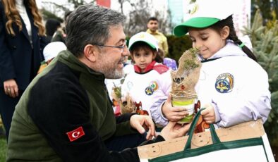 Bakan Yumaklı’dan Orman Haftası Mesajı: Çocuklarla Fidanları Toprakla Buluşturduk