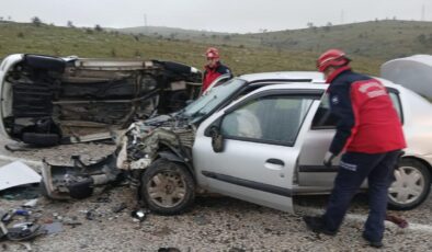 Balıkesir’de Trafik Kazası: 5 Yaralı