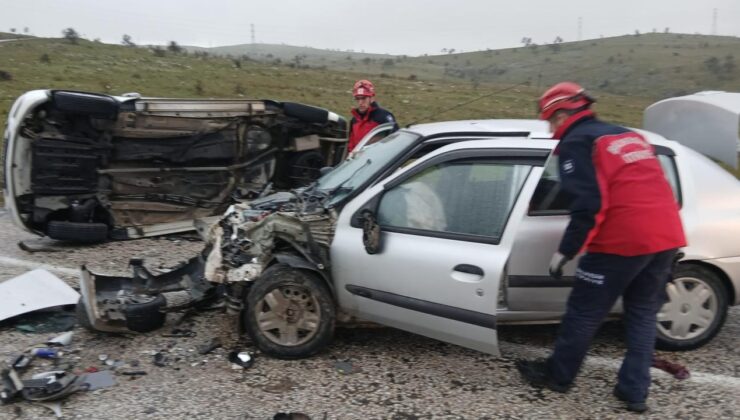 Balıkesir’de Trafik Kazası: 5 Yaralı