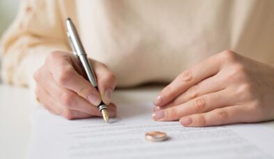 SGK’dan Kayıt Dışı İstihdam ve Hileli Boşanmaya Karşı Sıkı Denetim: Binlerce Kişinin Aylığı Kesildi!