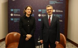 İletişim Başkanı Duran’dan STRATCOM Zirvesi’nde Yoğun Diplomasi: Bangladeş ve Bulgaristan ile İşbirliği Mesajları