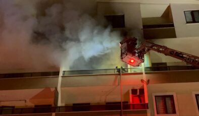 Bursa’da Apartman Yangını: Bir Kişi Kurtarıldı, Yangın Söndürüldü