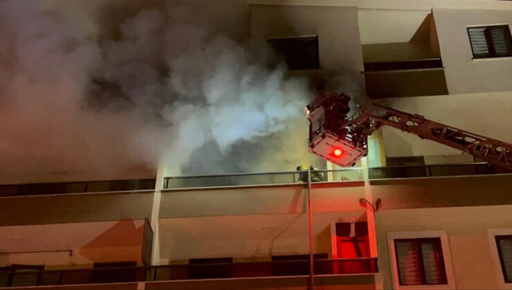 Bursa’da Apartman Yangını: Bir Kişi Kurtarıldı, Yangın Söndürüldü