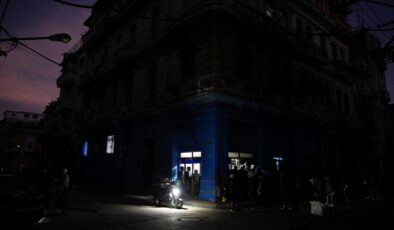 Küba’da Elektrik Krizi Derinleşiyor: ABD Yaptırımları ve Santral Arızası Milyonları Karanlığa Gömüyor