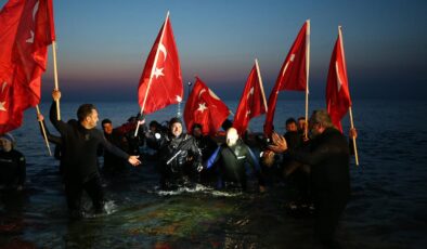 Türk Dalgıç Mazlum Kibar’dan Çanakkale’ye Armağan: Soğuk Suda Dünya Rekoru!