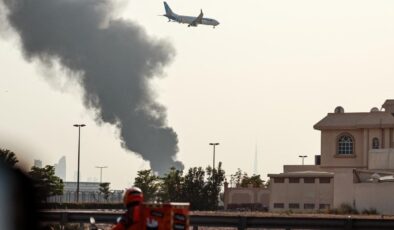 Dubai Havalimanı Yakınlarındaki Yangın Söndürüldü: Uçuşlar Kademeli Olarak Yeniden Başlıyor
