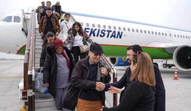 Depremzede Hataylılar Özbekistan’da Nevruz ve Ramazan Coşkusunu Yaşıyor: Mirziyoyev’den Anlamlı Davet