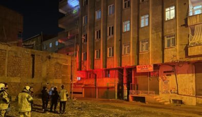 Diyarbakır’da 8 Katlı Bina Kolon Sesleri Nedeniyle Tahliye Edildi: Acil Durum Ekipleri İnceleme Başlattı