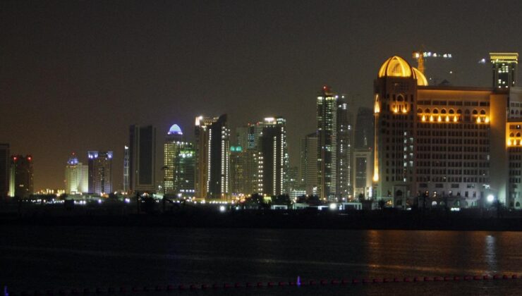 ABD’den Katar’daki Vatandaşlarına Uyarı: Güvenlik Önlemleri Artırıldı, Ayrılış Seçenekleri Sunuldu