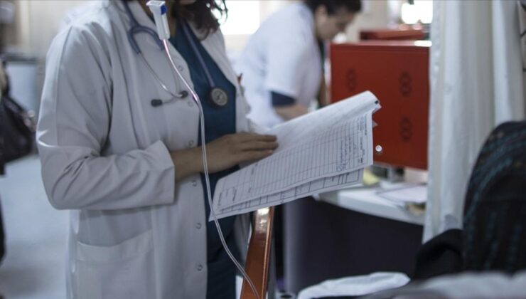 Bayramda Sağlık Hizmetleri Kesintisiz Devam Edecek: 381 Bin Sağlık Çalışanı Görev Başında