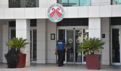 Antalya’da Belediye İhale Soruşturmasında 2 Tutuklama: Usulsüzlük İddiaları Gündemde