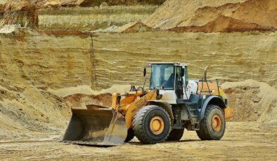 40 Yeni Meslekte Mesleki Yeterlilik Belgesi Zorunluluğu Başladı: İşte Kapsama Alınan Meslekler