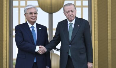 Erdoğan’dan Kazakistan’la İlişkileri Güçlendirme Vurgusu: ‘Adımlar Atmaya Devam Edeceğiz’