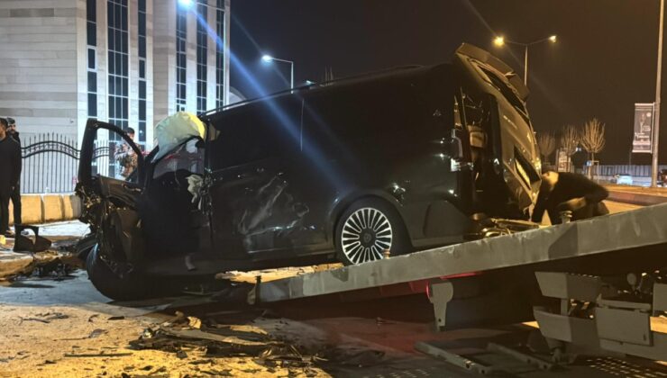 Erzurum’da Alışveriş Merkezi Kavşağında Zincirleme Kaza: 7 Yaralı