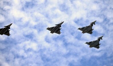 Türkiye ve İngiltere Arasında Eurofighter Typhoon Anlaşması Bugün İmzalanıyor: Detaylar ve Önemi