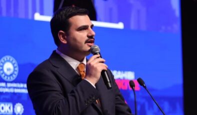 AK Parti’den İzmir’e Dev Sosyal Konut Hamlesi: İnan’dan Kooperatif Eleştirisi