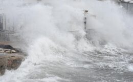 Arap Yarımadası ve Çevresinde Şiddetli Yağışlar: Sel Felaketleri ve Uyarılar Devam Ediyor