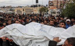 İsrail, Ateşkesi İhlal Ederek Gazze’de Saldırılarına Devam Ediyor: Çocuk Hayatını Kaybetti