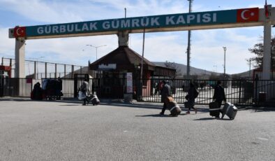 Ticaret Bakanı Bolat’tan Türkiye-İran Sınır Kapıları Açıklaması: Durum Değerlendiriliyor, Geçişler Kontrollü