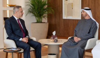 Dışişleri Bakanı Hakan Fidan, BAE Devlet Başkanı Şeyh Muhammed bin Zayid Al Nahyan ile Görüştü: Diplomatik İlişkilerde Yeni Bir Dönem mi?