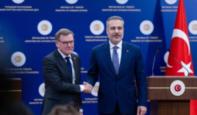 Hakan Fidan ve Almanya Dışişleri Bakanı Wadephul’dan Savaşın Sonlandırılmasına Yönelik İstişare: Telefon Görüşmesi Detayları