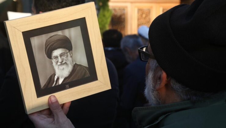 İran’da Büyük Çatışma: Hamaney’in Ölümüyle Başlayan Yeni Dönem ve Rejim Değişikliği Senaryoları