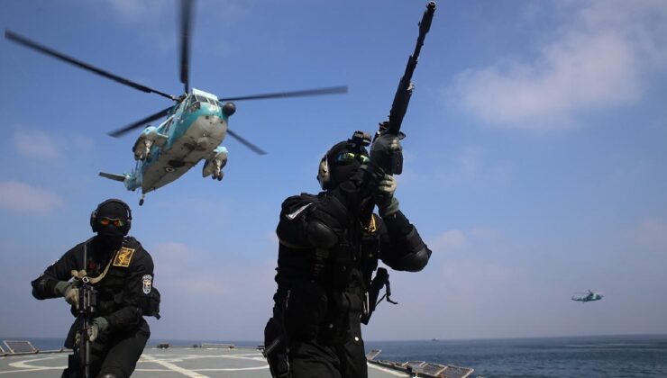 İran’dan Körfez Ülkelerine Çağrı: ‘ABD ve Yabancılar Sizi Feda Eder, Tek Çözüm Birleşmek’