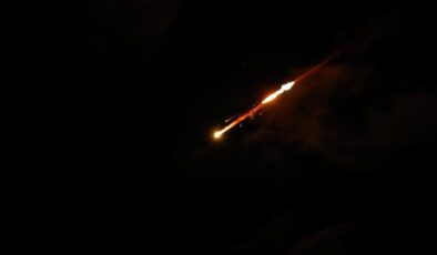 İsrail’e İran’dan Füze Saldırısı: Hava Savunma Sistemleri Devrede, Sirenler Çaldı