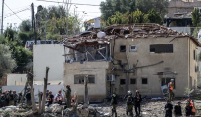 İsrail’e İran’dan Füze Saldırısı: Hava Savunma Sistemleri Devrede, Yaralılar Var