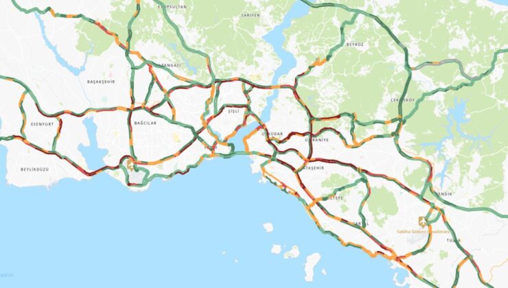 İstanbul’da Bayramın İkinci Gününde Trafik Çilesi: Yoğunluk Yüzde 74’e Ulaştı