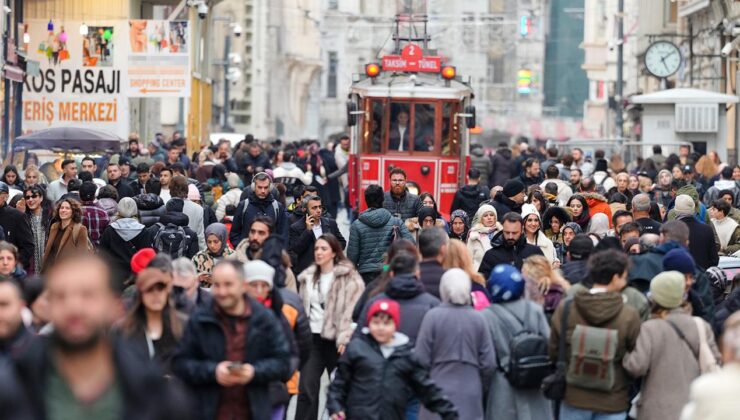 İstanbul’un Alışveriş Caddelerinde Rekor Yılı: İstiklal’de Tarihi Zirve, Bağdat’ta Yükseliş