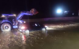 Ödemiş-İzmir Yolunda Sağanak Yağış: Su Baskınları Ulaşımı Olumsuz Etkiledi