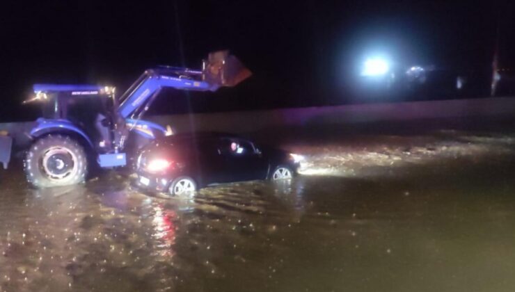 Ödemiş-İzmir Yolunda Sağanak Yağış: Su Baskınları Ulaşımı Olumsuz Etkiledi
