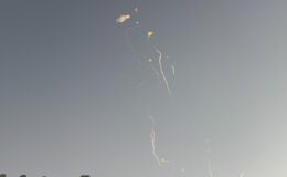 Hamad Uluslararası Havalimanı’nda Uçuşlar Durdu: Yolcular Dikkat!