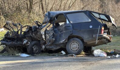 Karabük’te Feci Kaza: Otomobil ve Kamyon Çarpıştı, 2 Ölü, 4 Yaralı