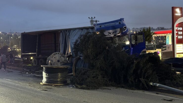 Samsun-Ordu Karayolu’nda Korkunç Kaza: Freni Boşalan Tır 6 Kişiyi Yaraladı, Ulaşım Kontrollü Sağlanıyor