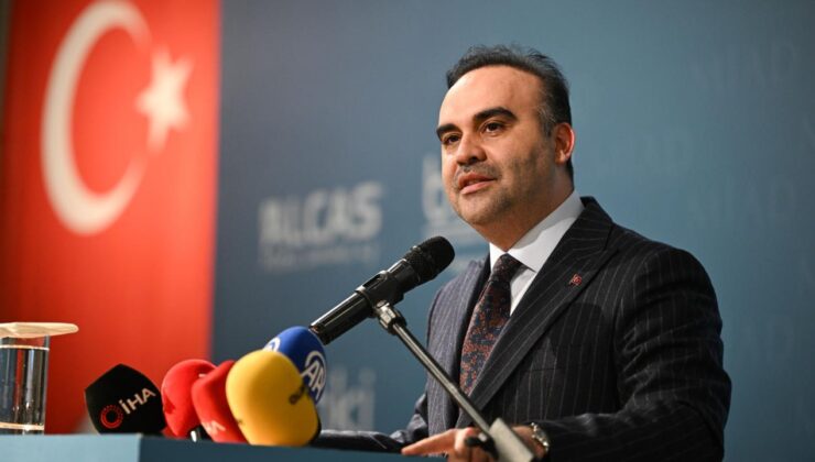 Bakan Kacır’dan MİAD’da Önemli Mesajlar: Türkiye’nin Gücü ve Geleceği