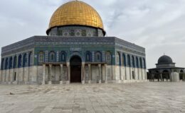 İsrail, Ramazan Ayında Mescid-i Aksa ve Harem-i İbrahim’deki Kısıtlamaları Artırıyor: Filistinli Yetkililerden Tepki