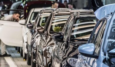 Bakan Kacır’dan Otomotiv Sektörüne Övgü: Rekor İhracat ve Gelecek Vizyonu