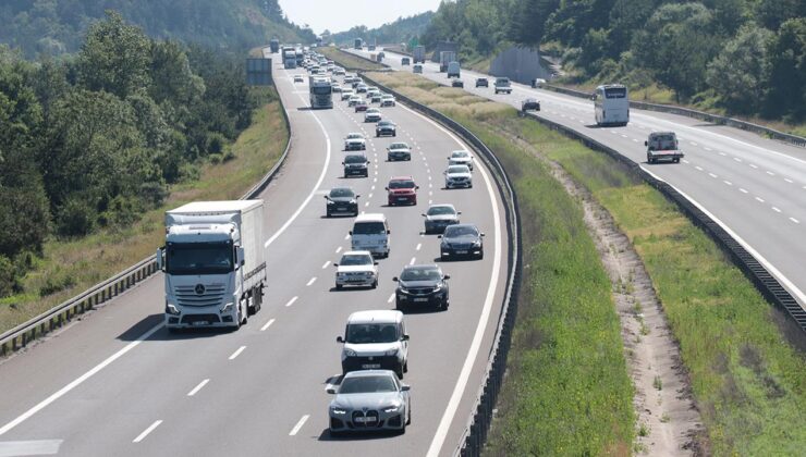 Bayram Tatilinde Ağır Vasıta Kısıtlaması: İstanbul’a Giden Yollarda Trafik Düzenlemesi