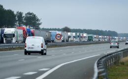 Fransa’da Akaryakıt Krizi: Taşımacılık Sektörü Eylem Kararı Aldı