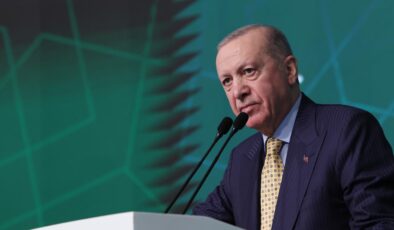 Cumhurbaşkanı Erdoğan Ramazan Bayramı’nı Rize’de Geçirdi: Güneysu’da Coşkulu Karşılama ve Halkla Buluşma