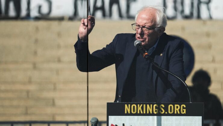 Bernie Sanders’tan Sert Çıkış: ‘İran Savaşı Hakkında Yalan Söyleniyor, Trump’ın Bütçe Talebi Reddedilmeli’