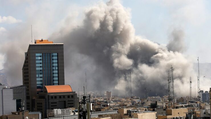 Tahran’da Büyük Yıkım: ABD-İsrail Saldırıları 9 Bin Noktayı Hedef Aldı, Enkaz Çalışmaları Devam Ediyor