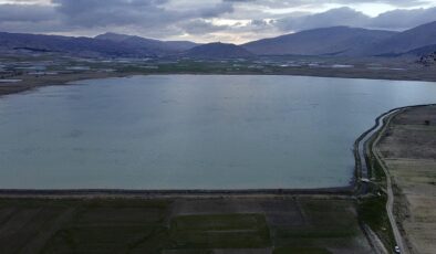 Müren Mahallesi’nde Sağanak Sonrası Tarım Arazileri Göl Oldu: 1500 Dönüm Su Altında